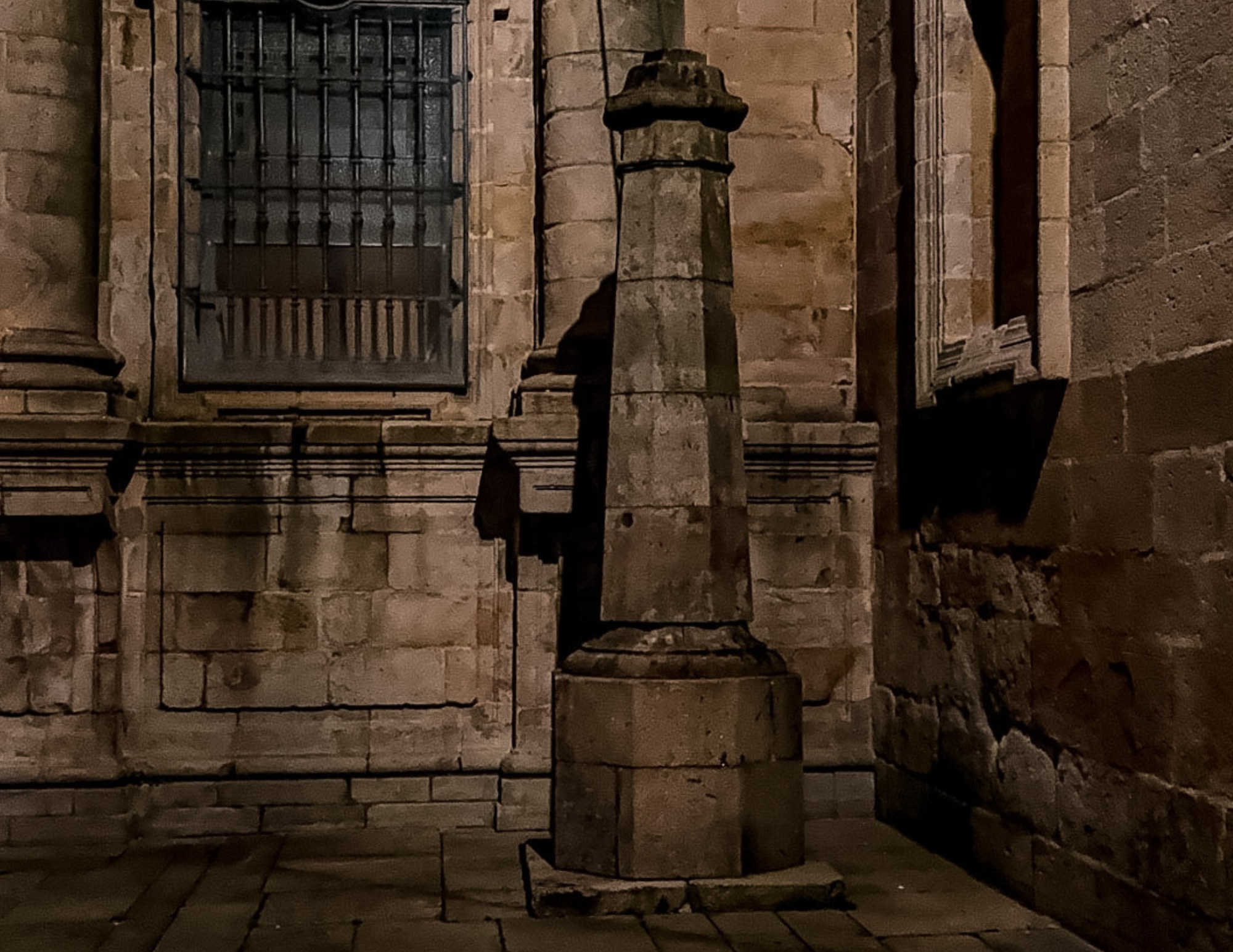 The Shadow of the Pilgrim in Santiago de Compostela (4).png